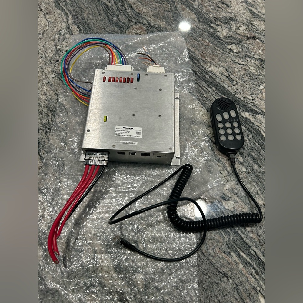 Whelen HHS 2200 remote siren/light controller